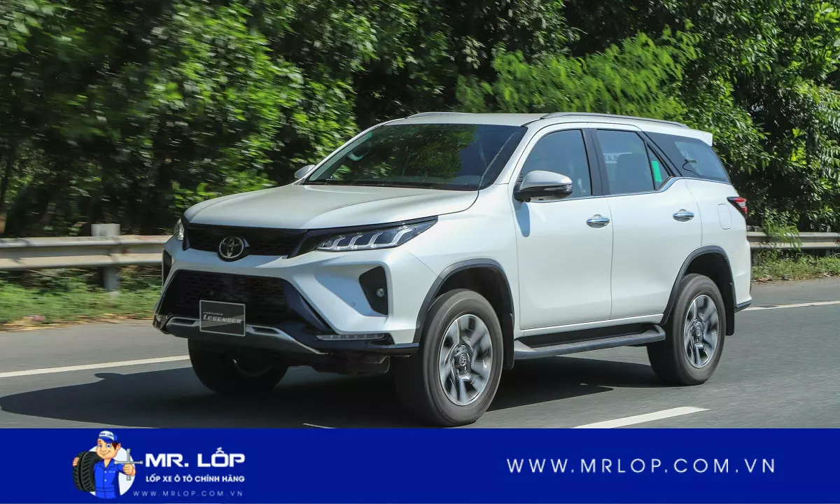 Thông số lốp xe Toyota Fortuner bao nhiêu?