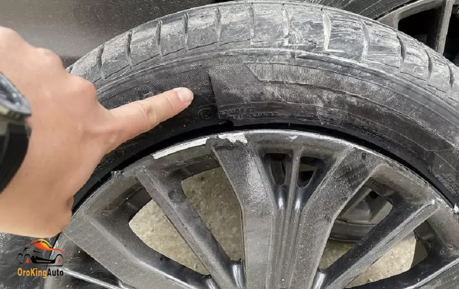 Khắc phục lốp xe ô tô bị sứt