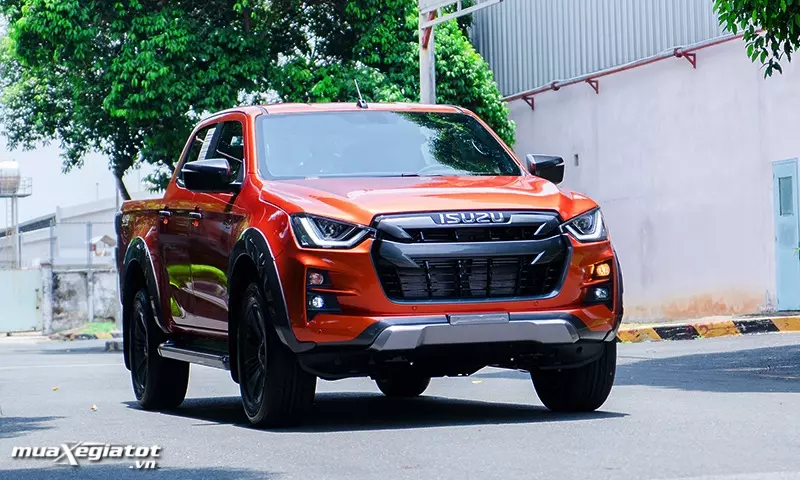 ra-mat-mitsubishi-triton-2019-muaxegiatot-vn-3