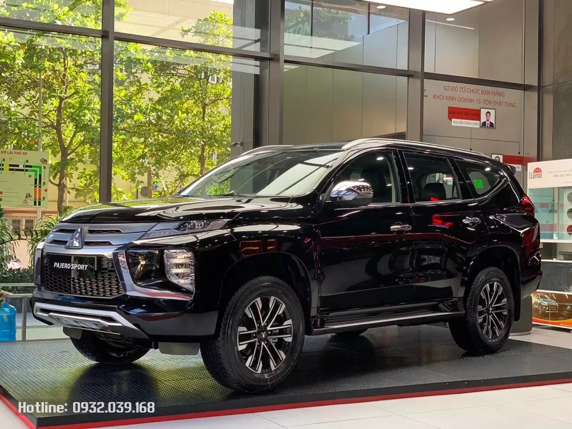 Mitsubishi Pajero Sport 2023