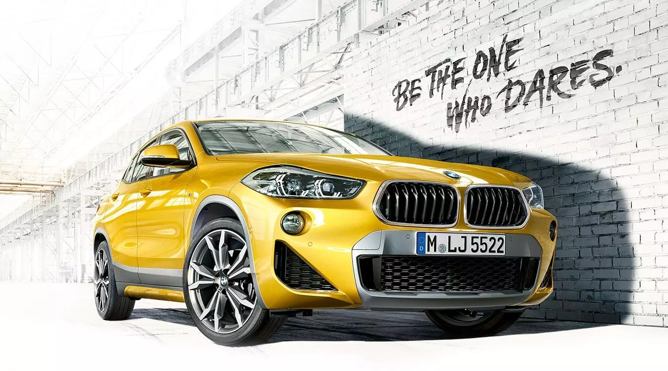 BMW X2 màu vàng tại Việt Nam...