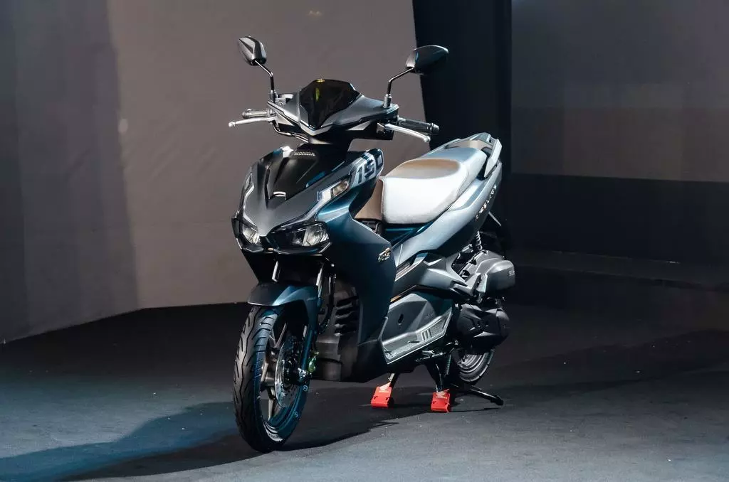 gia-xe-honda-pcx-2019-muaxegiatot-vn