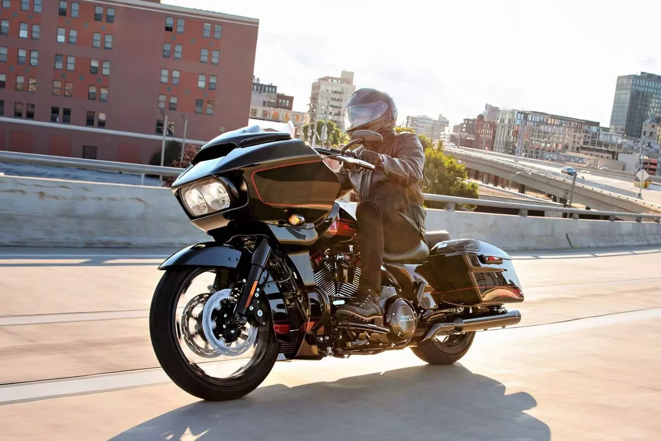 CVO Street Glide