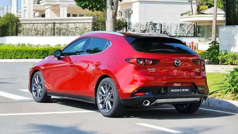 thân xe Mazda 3 2021 sedan