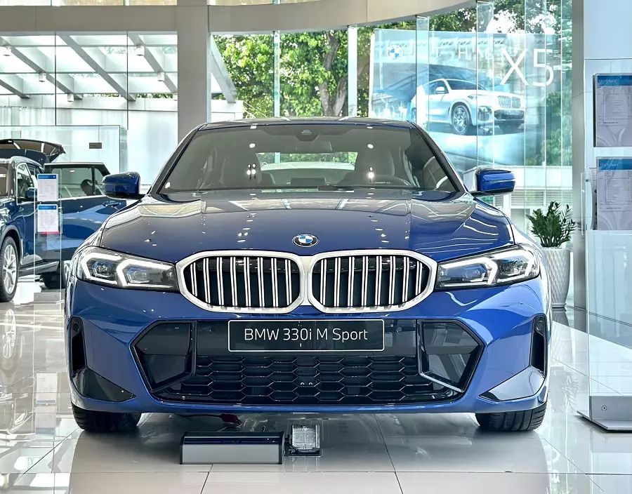 Thông số kỹ thuật BMW 3 Series LCI 2023