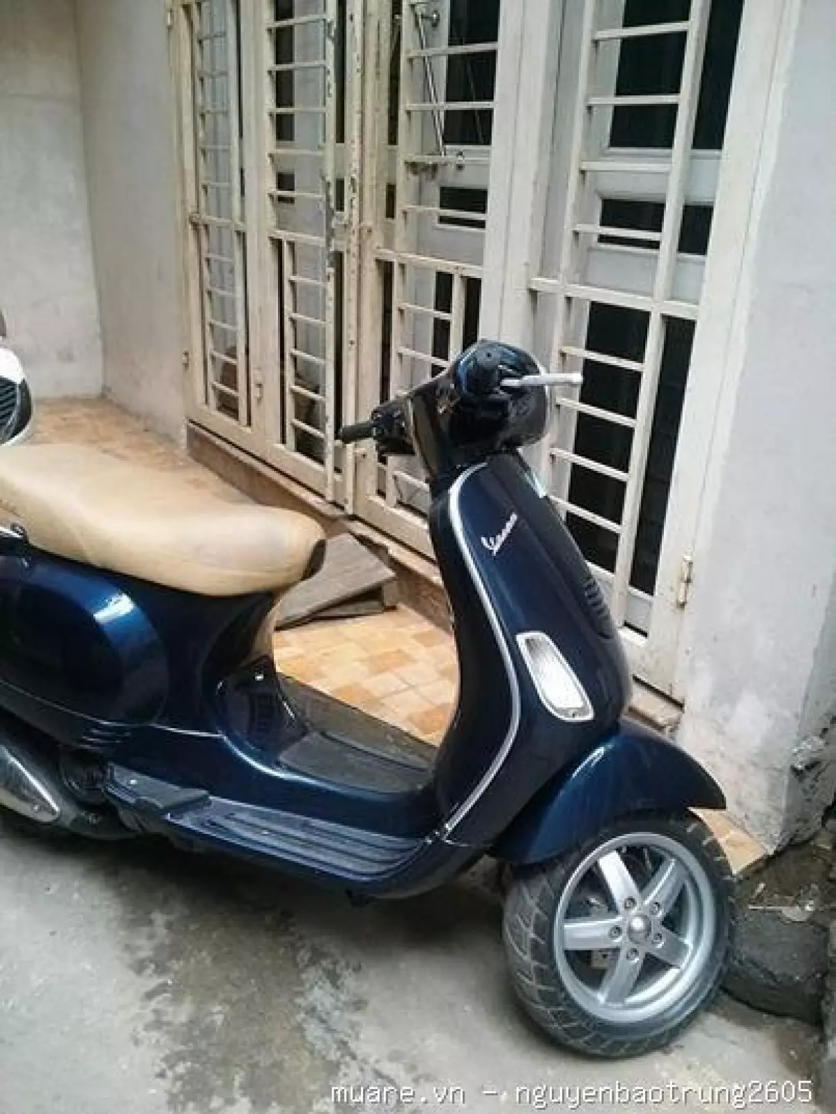 Cơ Hội Sở Hữu Ngay Một Chiếc Vespa LX 150 Cũ Gía Tốt Nhất