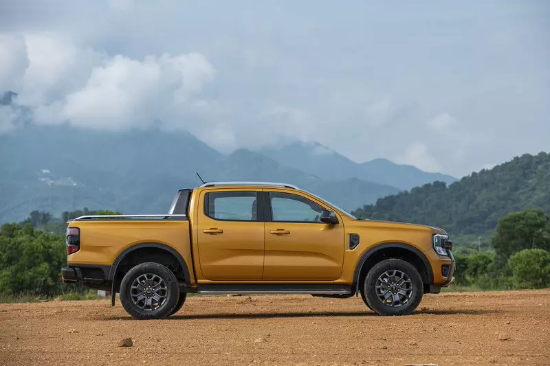 Ford Ranger trả góp