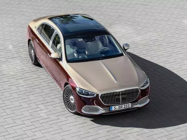 Mercedes-Maybach S560 với ngoại hình lịch lãm.