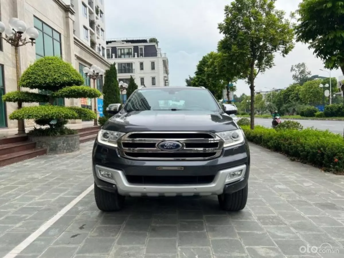 Giá xe Ford Everest 2016 tại Oto.com.vn