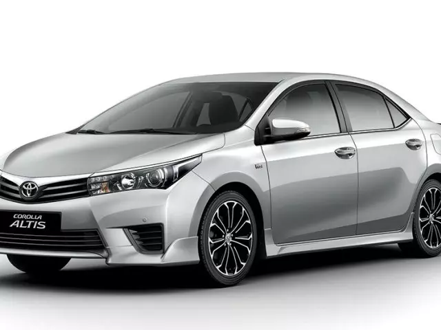 Thiết kế Toyota Corolla Altis phiên bản hiện hành.