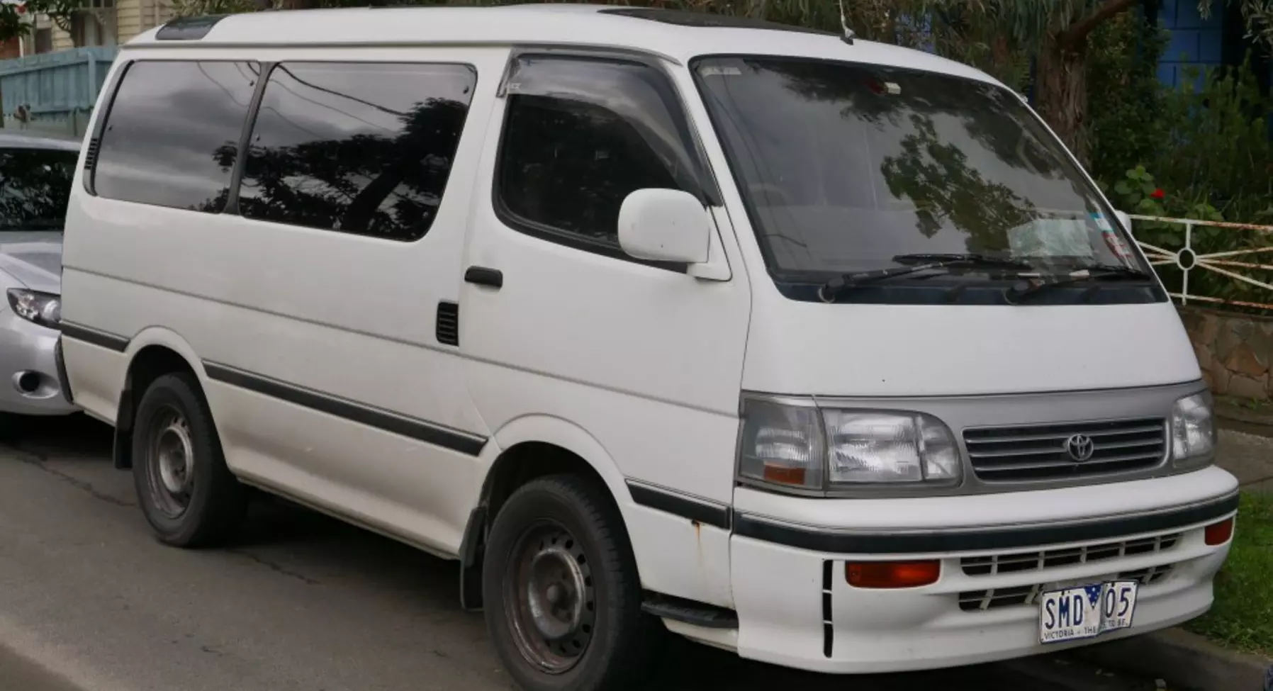 Xe Toyota Hiace 1995-2000