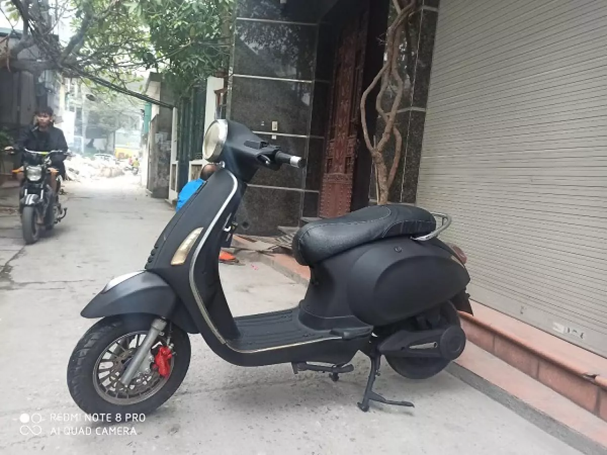 Xe máy điện Vespa kiểu dáng thanh lịch, nhỏ gọn