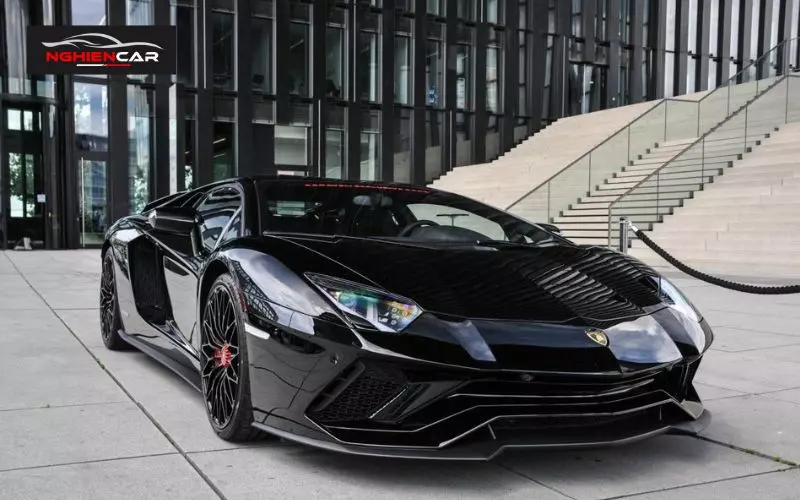 Lamborghini Aventador S (LP740-4)