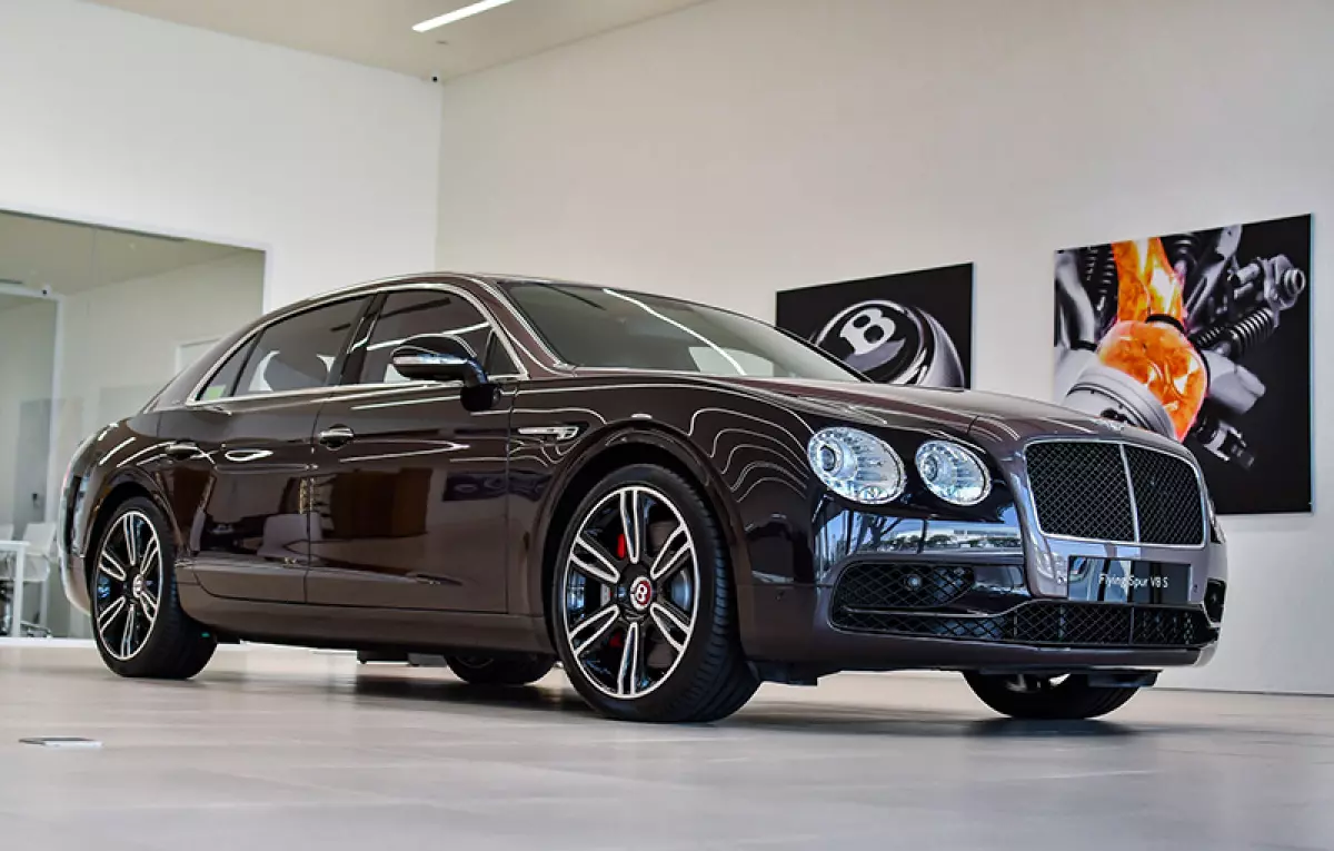 Giá xe Bentley