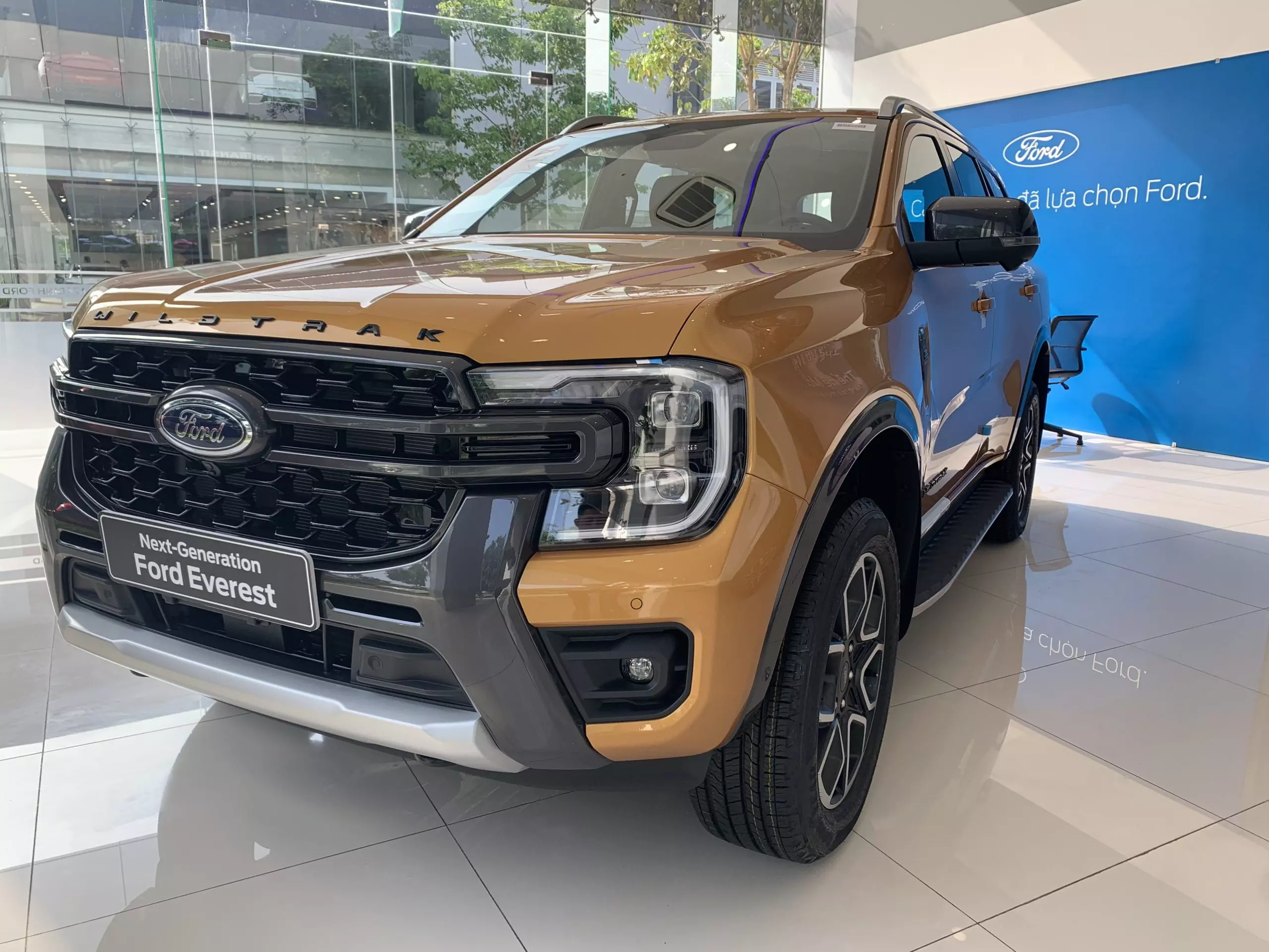 Ford Everest Sport AT 4x2