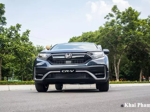 Honda CR-V rất phù hợp cho nhưng ai đang tìm kiếm một chiếc SUV chỗ bền bỉ.