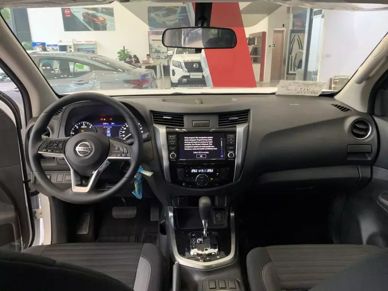 Nissan Navara EL