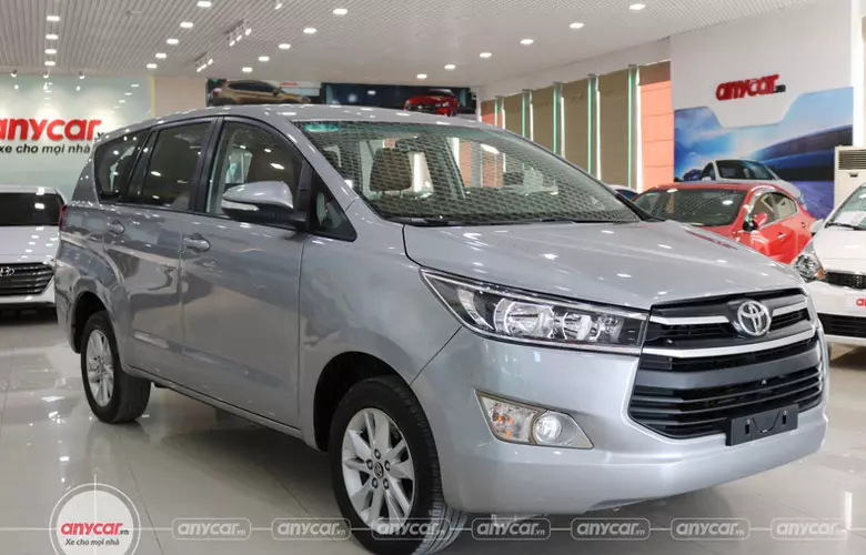 Toyota Innova cũ mẫu xe 7 chỗ quốc dân