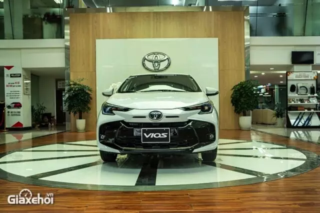Toyota Vios 2024 dùng động cơ và hộp số mới.
