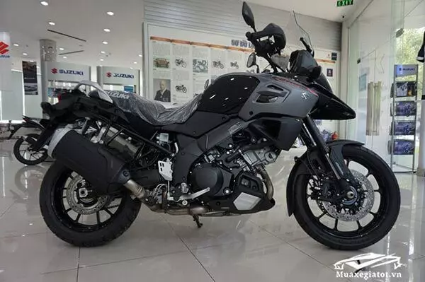 gia-xe-moto-suzuki-gsx-s1000-2019-muaxegiatot-vn