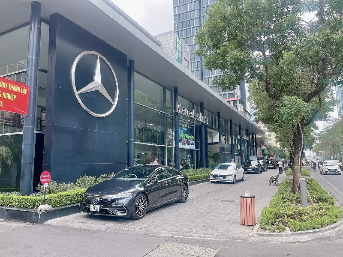 Đại lý/showroom Mercedes-Benz Haxaco Láng Hạ - Hà Nội