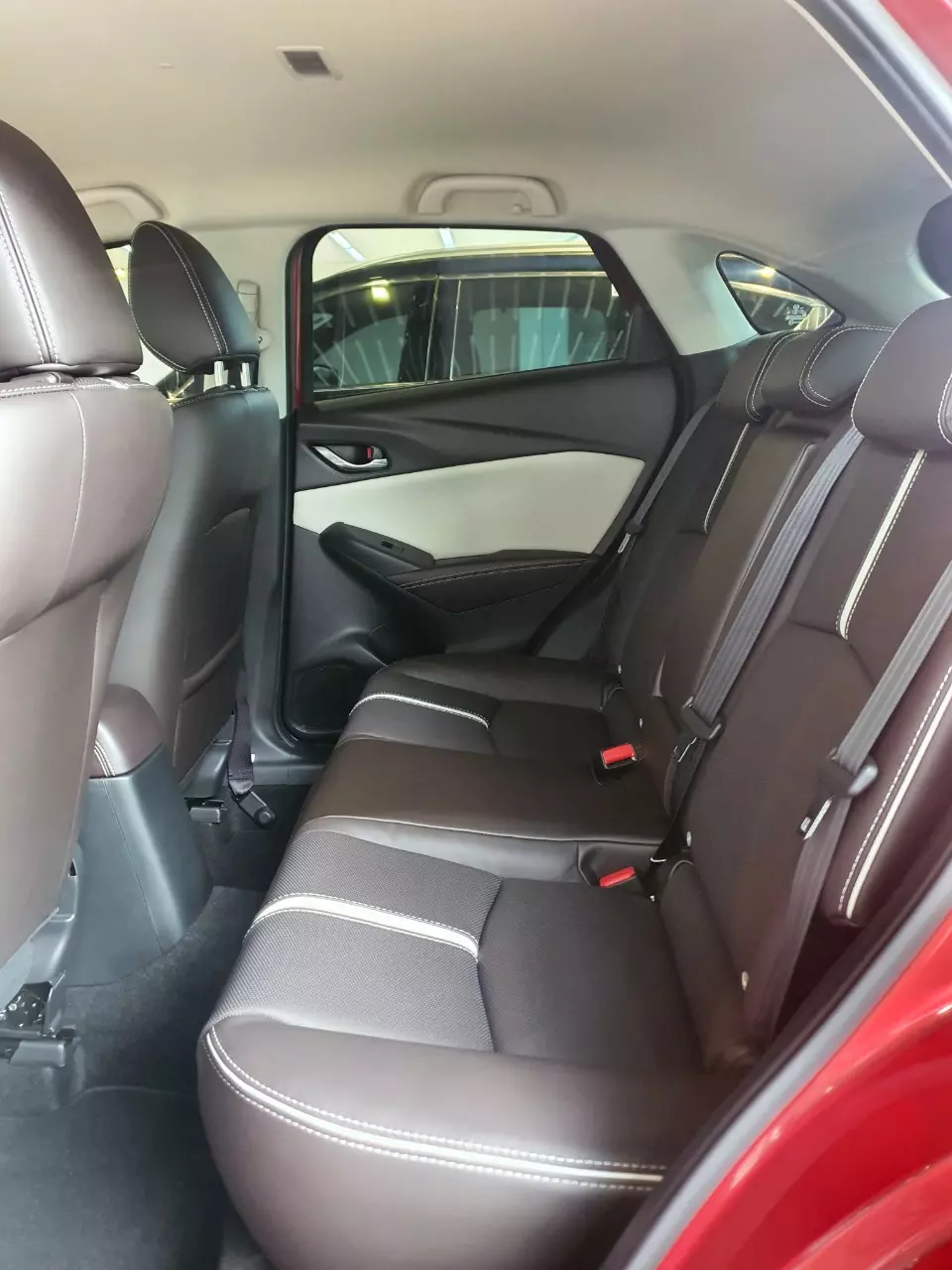 Hàng ghế thứ 2 xe Mazda CX-3.