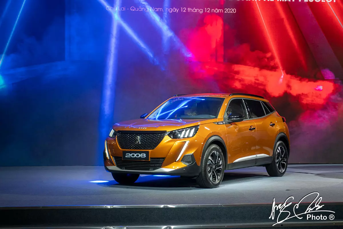 Peugeot 2008 sở hữu ngôn ngữ thiết kế mới