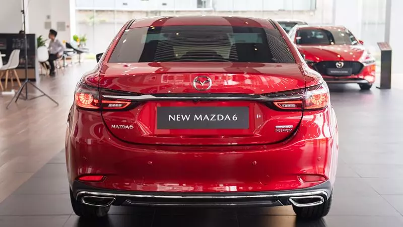 Đuôi xe Mazda 6 2024