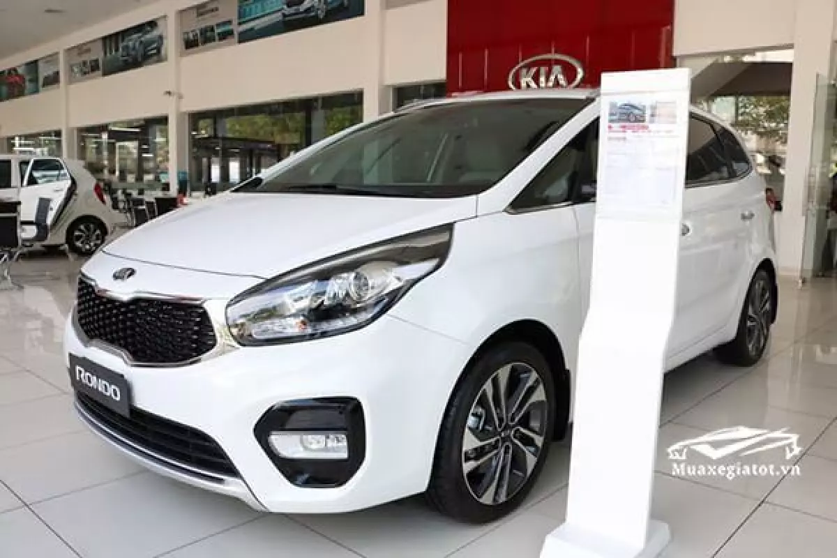 Đánh giá Kia Rondo máy dầu