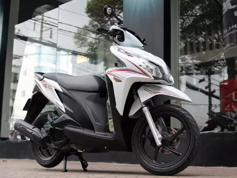 Đèn hậu Honda Click 150