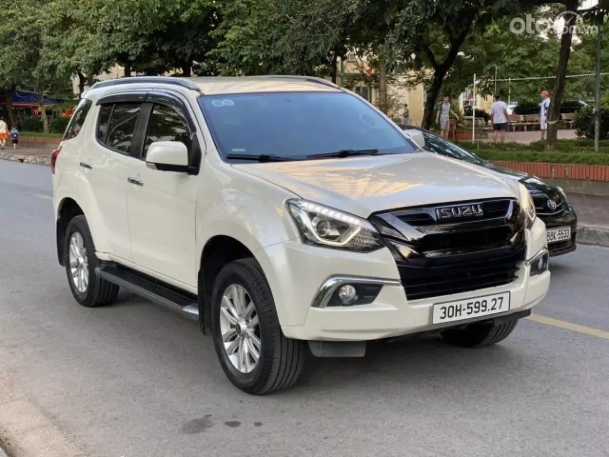 Những điểm đổi mới trên Isuzu Mu-X 2018