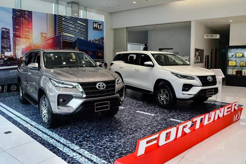 Ngoại thất Toyota Fortuner