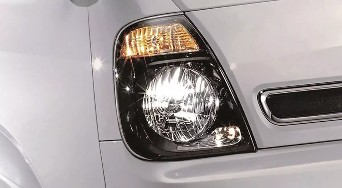 Đèn halogen Kia Frontier K200