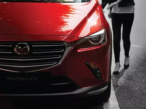 Mặt trước xe Mazda CX-3