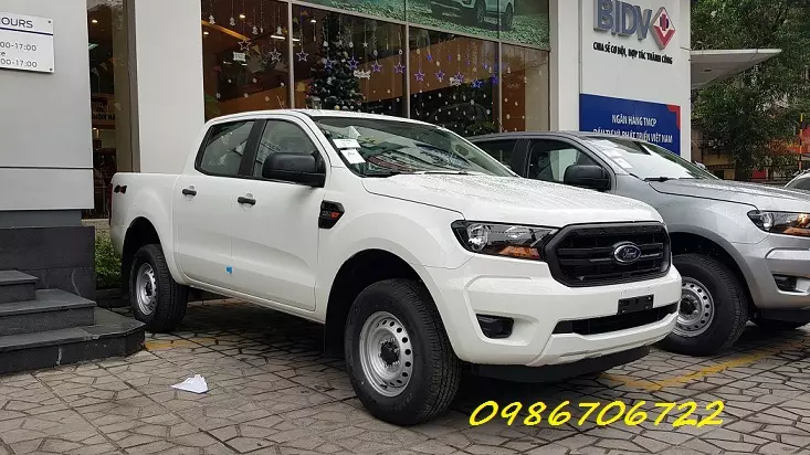 ford ranger xls 2019 mau trang