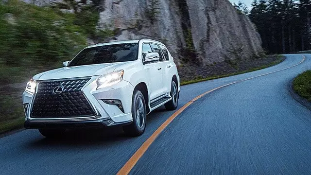 Lexus-LX600