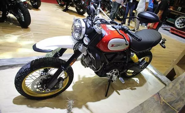 gia-xe-ducati-scrambler-full-throttle-muaxegiatot-vnjpg