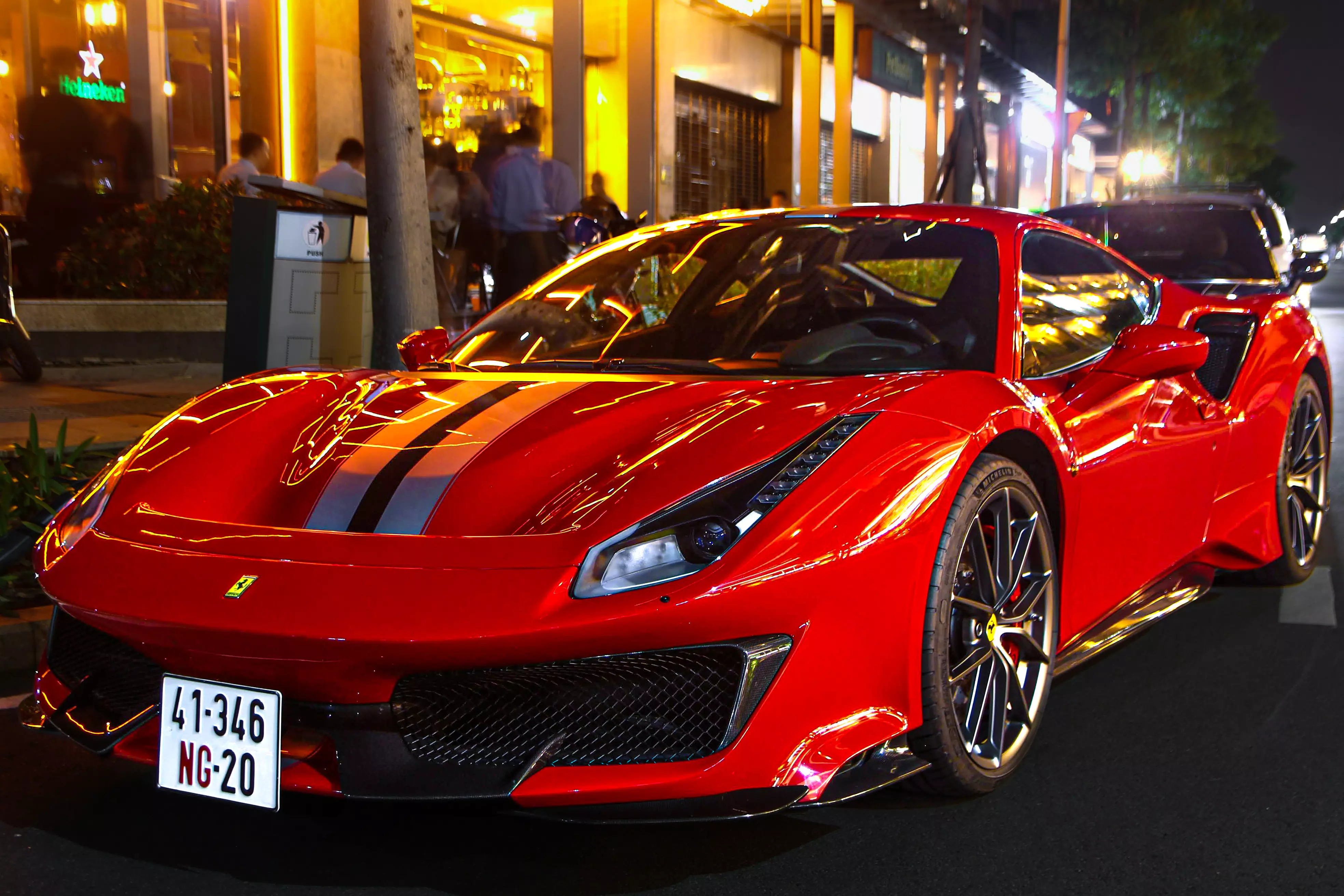 Ferrari 488 Pista