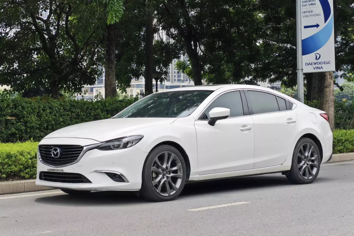 Mazda6 cũ đời 2018 giá 580 triệu đồng, có nên mua thời điểm này? - 1