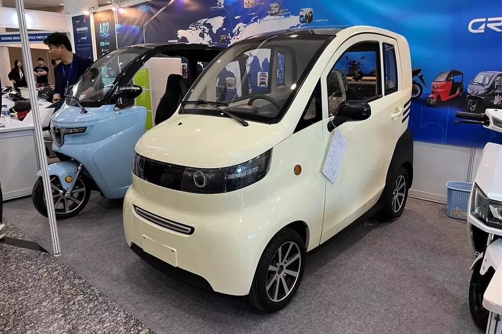Zhidou A01 có kích thước còn nhỏ hơn mẫu xe điện Wuling HongGuang MiniEV sắp bán tại Việt Nam
