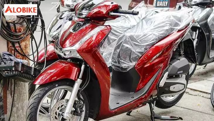 Phiên bản SH 125 màu đỏ phanh ABS