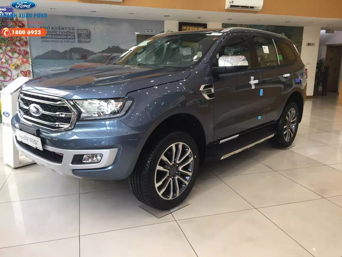 Giá xe Ford Everest tháng 11