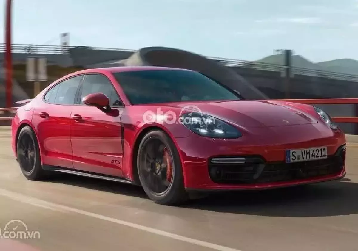 Giá xe Porsche Panamera 2019.