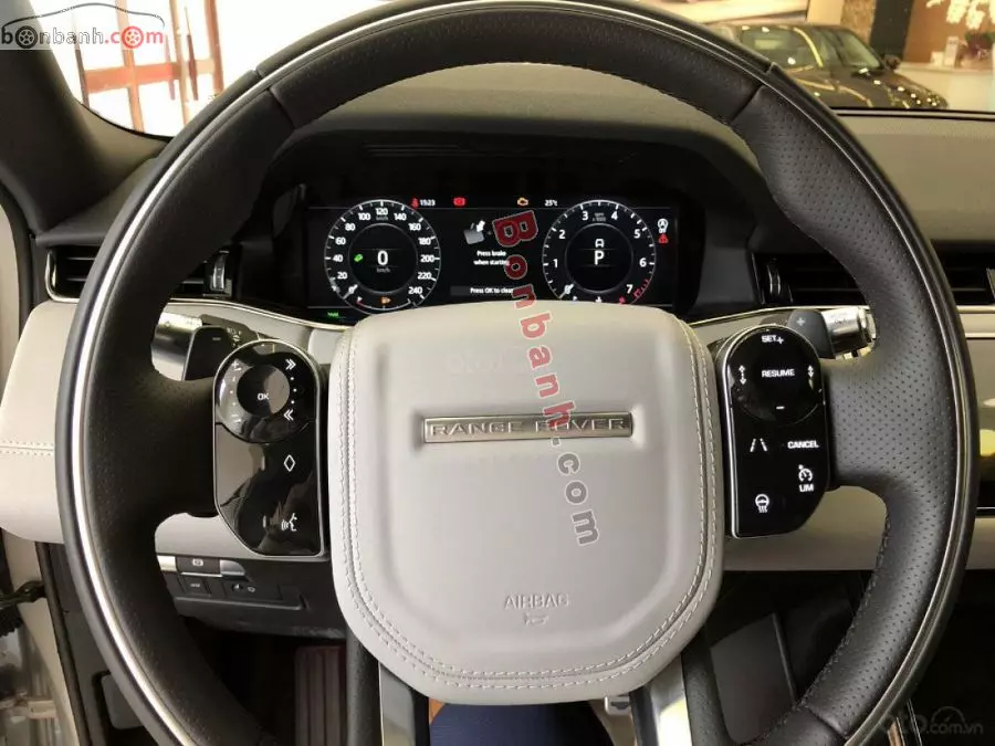 Vô lăng của Land Rover Range Rover Evoque 2023