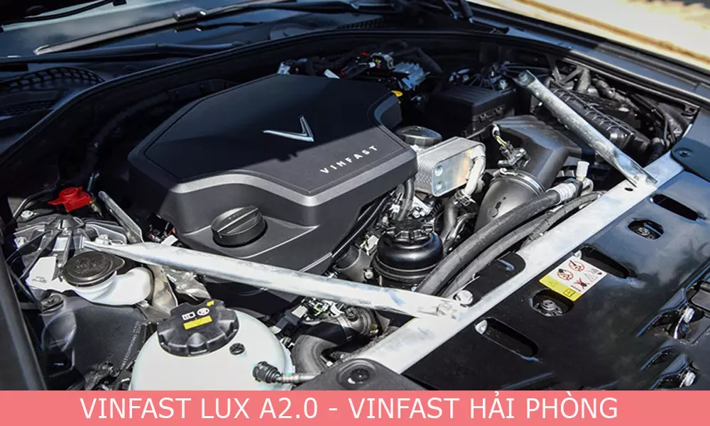 Khoang động cơ VinFast Lux A2.0