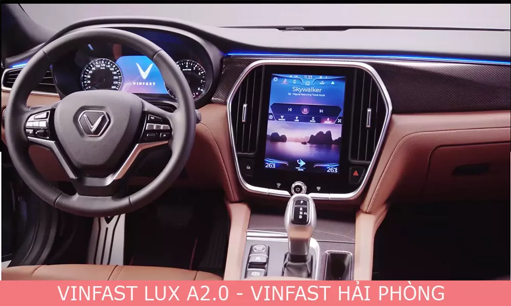 Màn hình trung tâm 10.4 inch của VinFast Lux A2.0
