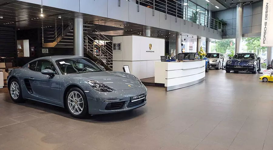 Đại lý xe Porsche Sài Gòn - Showroom trưng bày xe