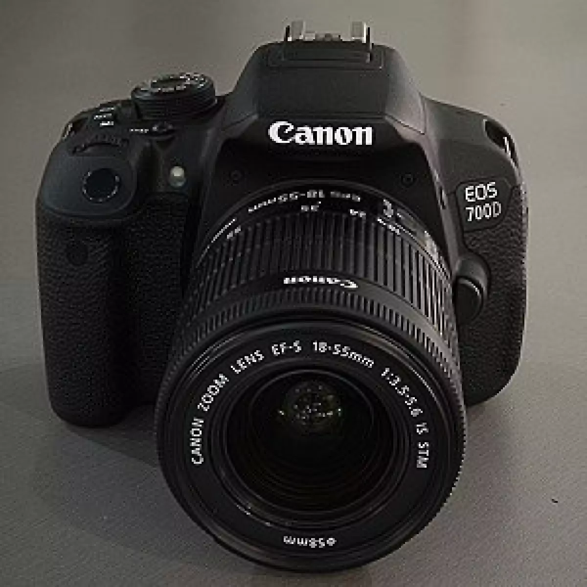 Canon EOS 700D