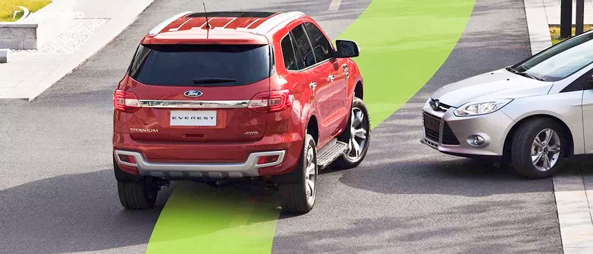 Ford Everest 2016 có đầy đủ tính năng an toàn cơ bản