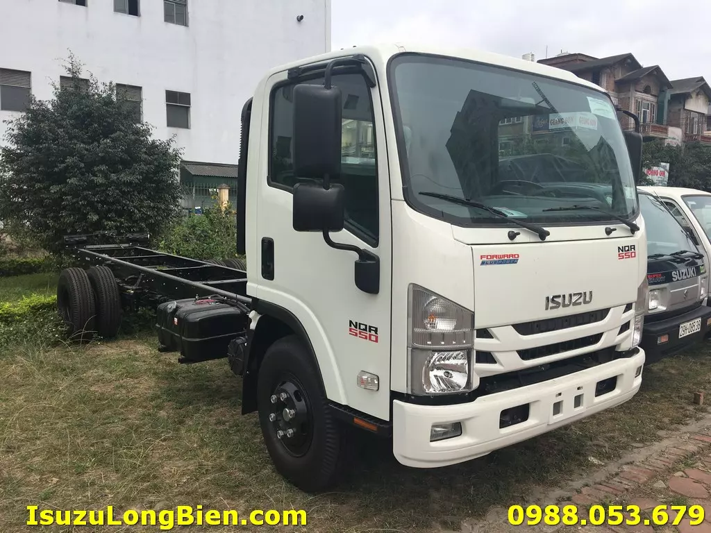 Xe tai Isuzu 5 Tan Euro 4 nang tai